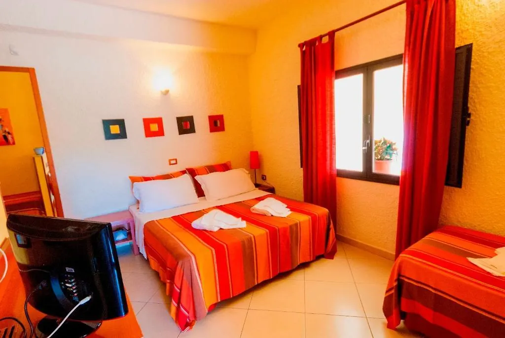 Villa Sunset B&B/Apartments Fontane Bianche Italy
